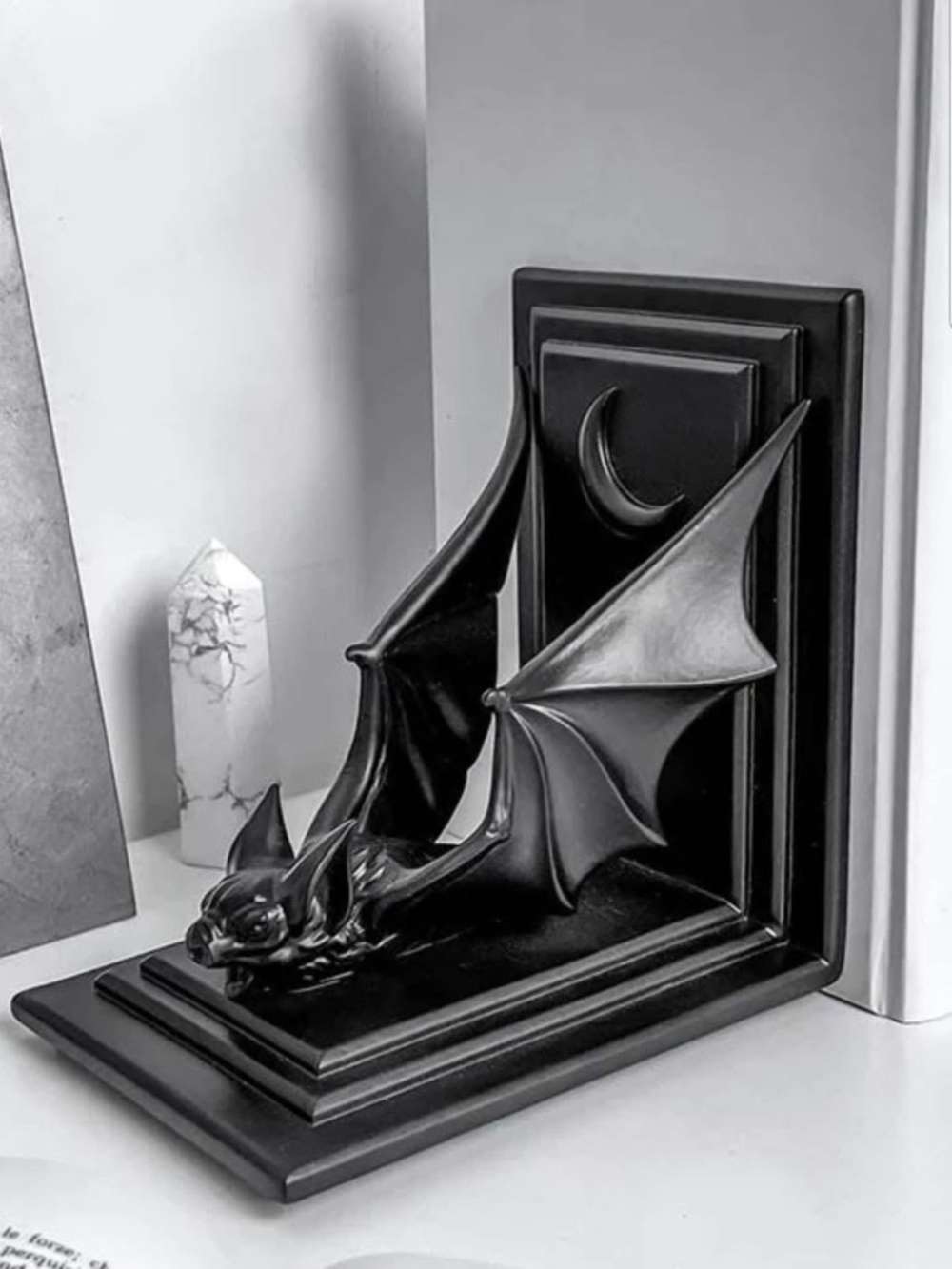 Fang Bite Book Ends Killstar